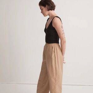 MADEWELL V-Neck Black Ribbed Sweater Cropped Basic Casual Minimalist Tank Top